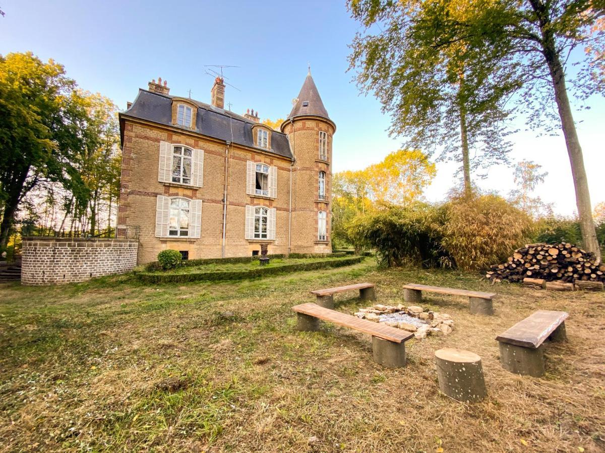 Private Castle With Park - Chateau Guillermo La Moncelle Exteriör bild