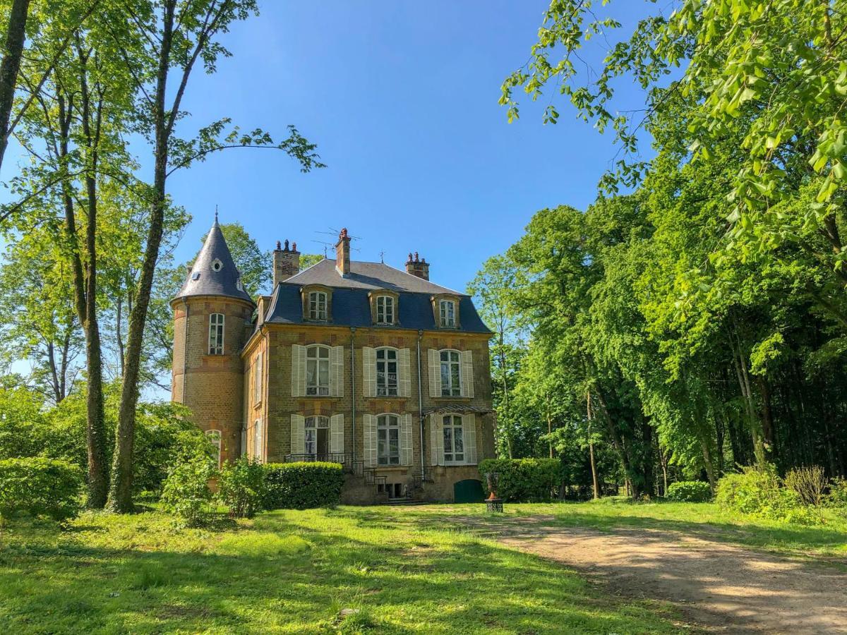 Private Castle With Park - Chateau Guillermo La Moncelle Exteriör bild