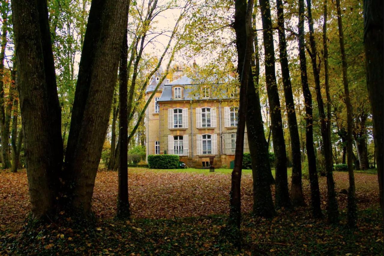 Private Castle With Park - Chateau Guillermo La Moncelle Exteriör bild