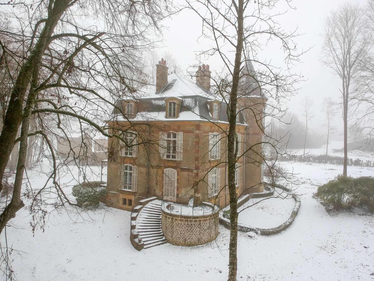 Private Castle With Park - Chateau Guillermo La Moncelle Exteriör bild